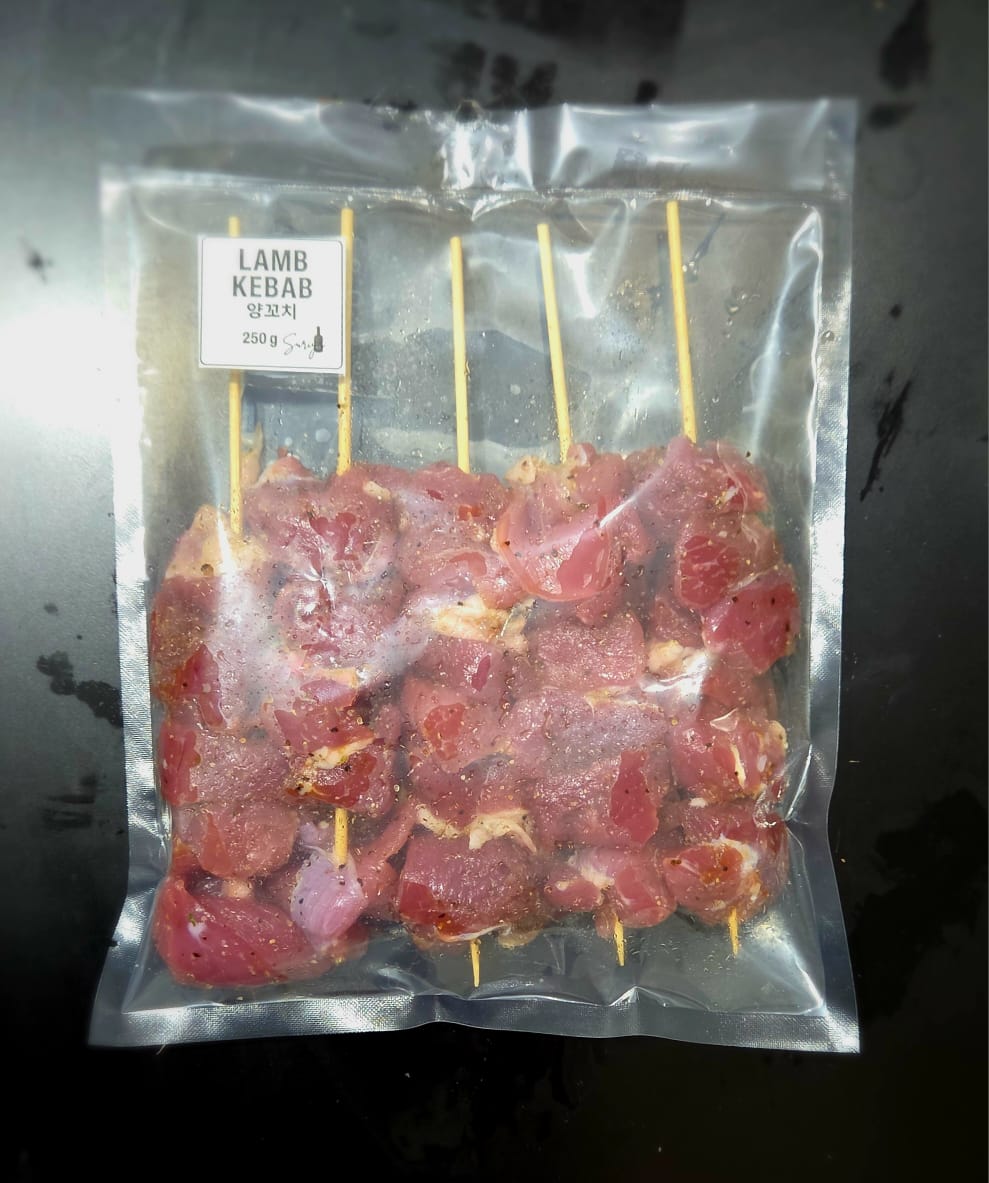 새끼 양갈비 꼬치 500g 3개월 미만 양 / Lamb kebab 500g Menos de 3 meses de Lamb