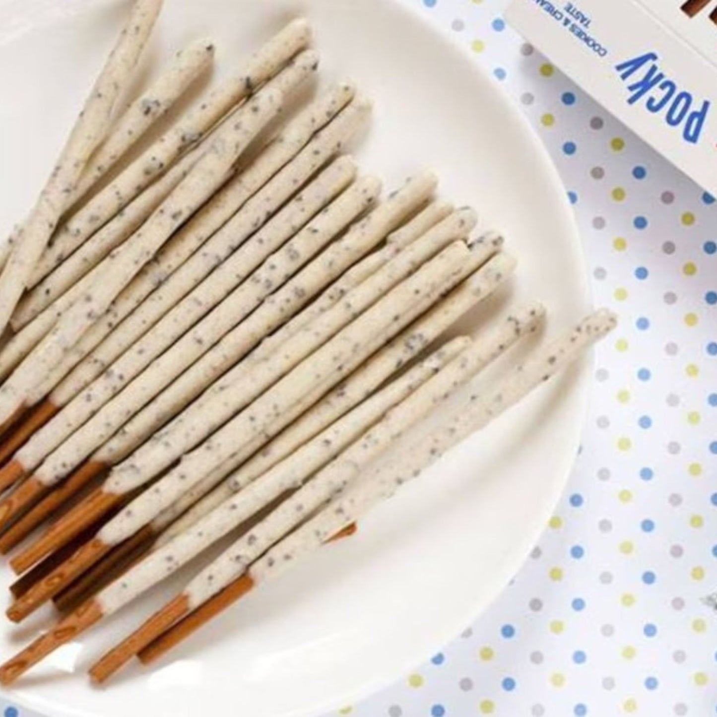 포키 40g 쿠기 앤 크림 Comida Japonesa Galleta Biscuit Sticks Pocky Sabor Cookie & Cream 40 G