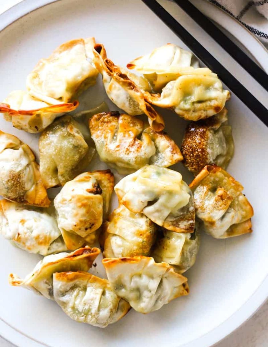 비비고 닭고기 고수만두 910g / Bibigo Mini Wonton Pollo Con Silantro 910g