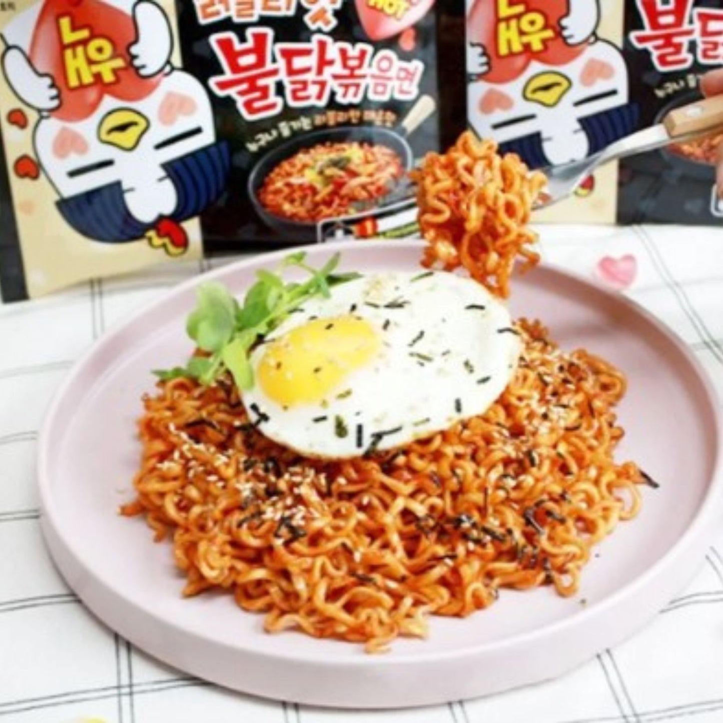 Sopa Instantánea Ramen Coreana Buldak Sabor de Medio Picante 1 Bolsa