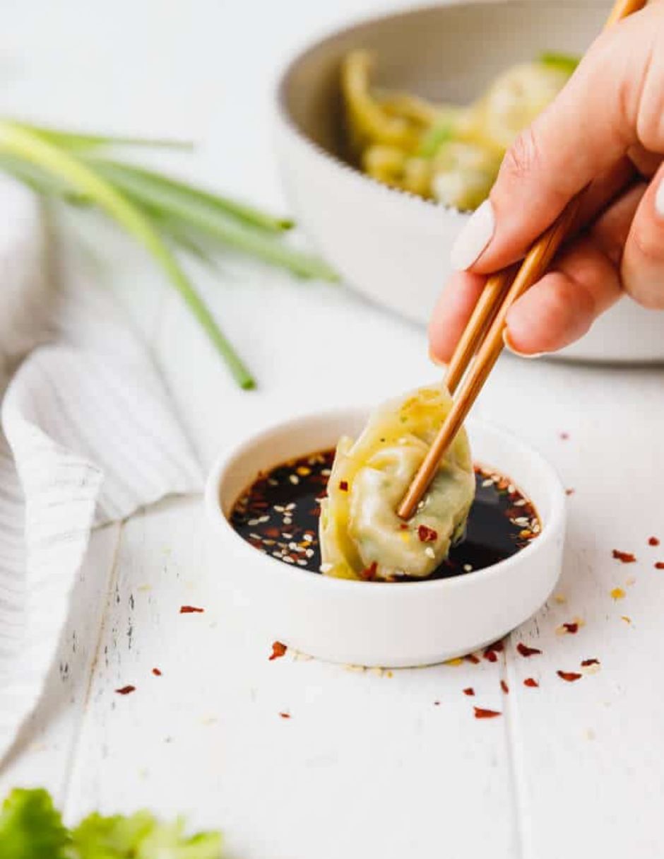 비비고 닭고기 고수만두 910g / Bibigo Mini Wonton Pollo Con Silantro 910g