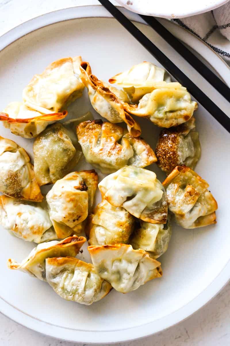 비비고 닭고기 고수만두 910g / Bibigo Mini Wonton Pollo Con Silantro 910g