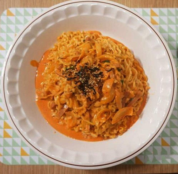 Sopa Instantánea Ramen Coreana Buldak Cremosa Picante 1 Bolsa