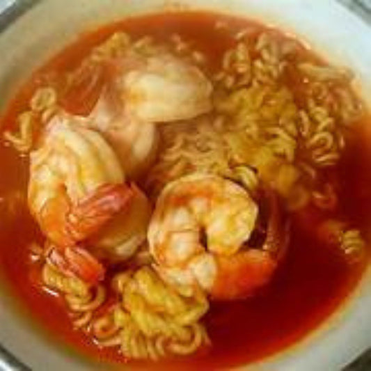 매콤 새우 듬뿍 라면 / Ramen Sabor Camaron Picante con Camaron