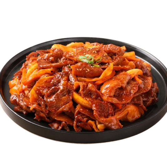 비조리 김치 두루치기 / Kimchi Duruchigi (Cerdo salteado con kimchi y especias al estilo coreano)