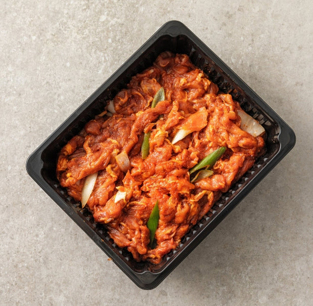 비조리 제육 볶음 /Jeyuk (Carne de cerdo dulce y picante al estilo coreano)