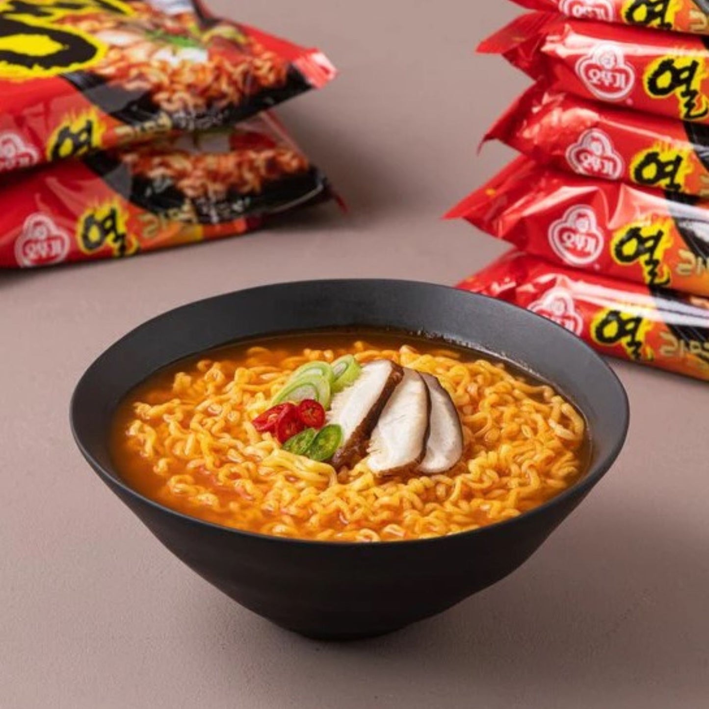 오뚜기 열라면 / Sopa Instantánea Ramen Coreana Ottogi Hot Ramen Super Picante 1 Bolsa