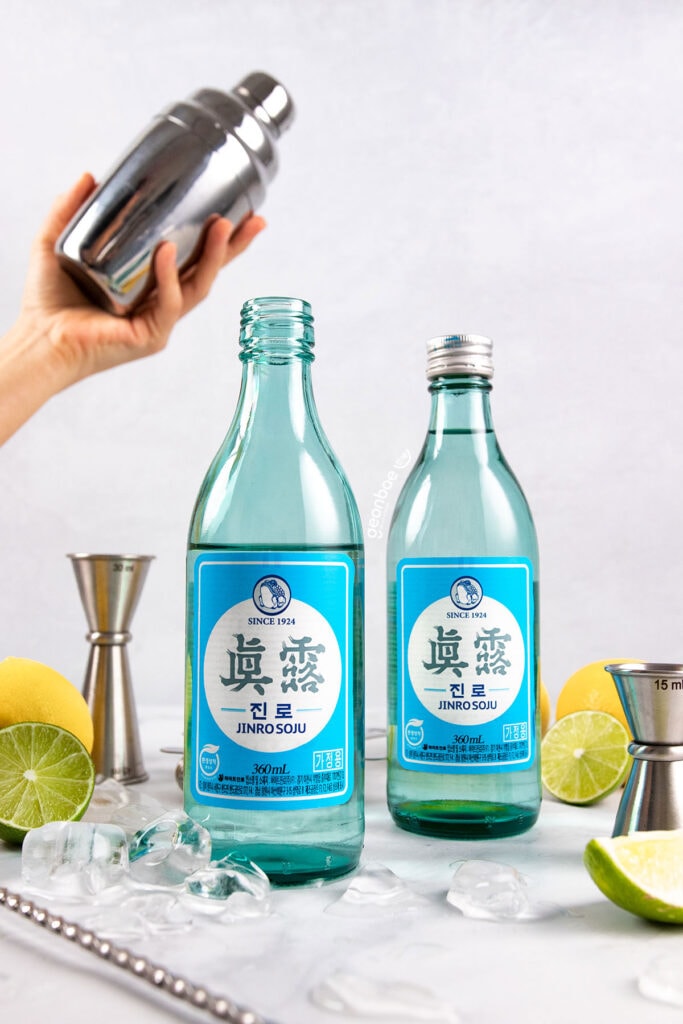 진로 이즈 벡 소주 / Bebida Coreana Licor de Arroz Soju Jinro is Back 1 Botella