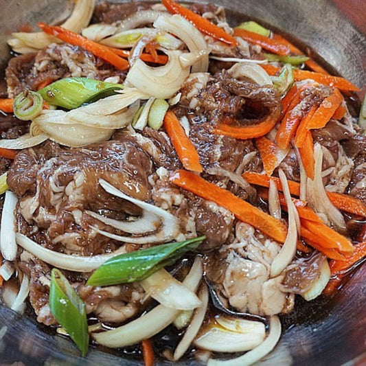 비조리 돼지불백  / Bulgogi (carne de Cerdo marinada y asada al estilo coreano)